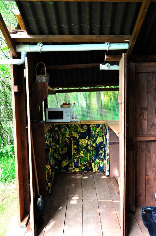 Guillerin Caravan and Glamping Sornac Bagian luar foto
